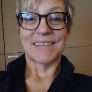 Meet your Posher, Jenny