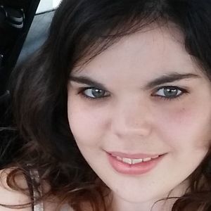 Meet your Posher, Kacey