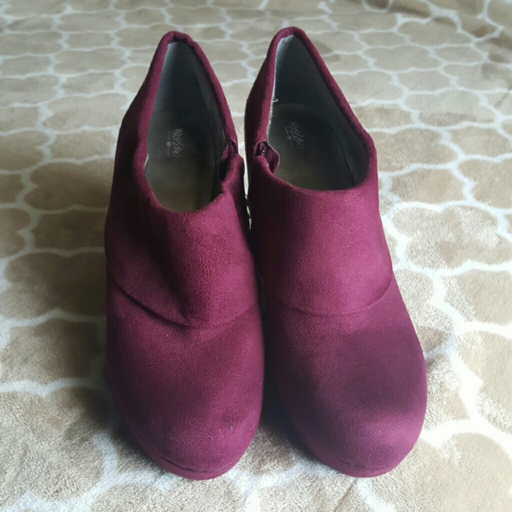 Mossimo wedge booties