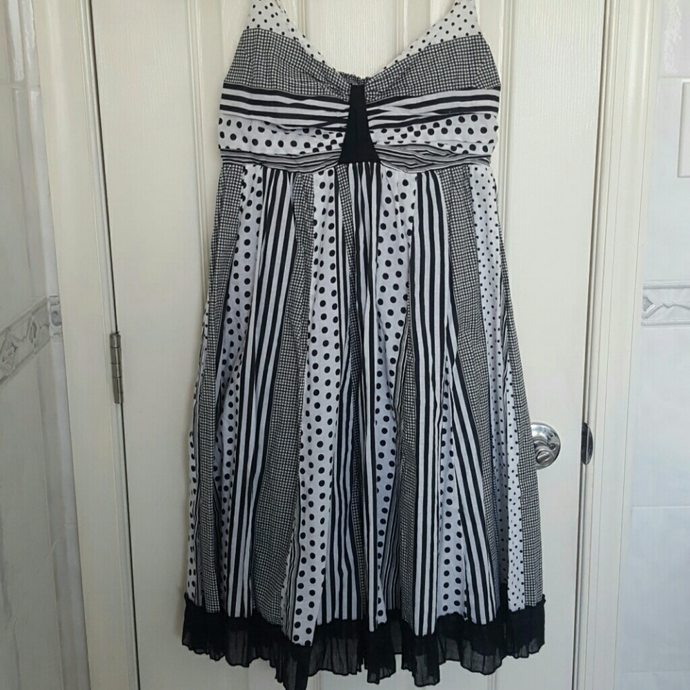 ⬇Price!!!! Funky People Sun Dress