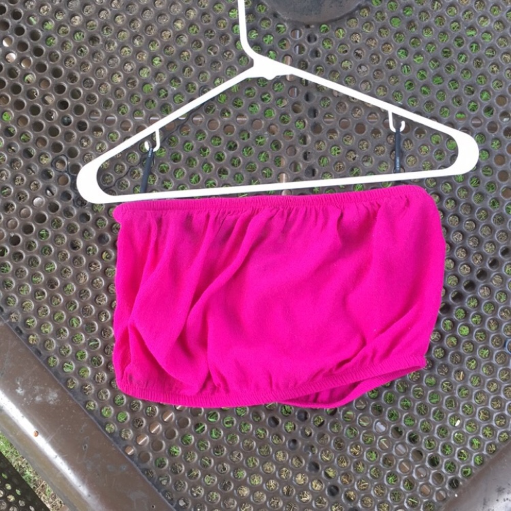Strapless crop top