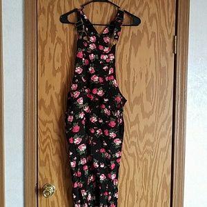 One Clothing sz. S flower overalls