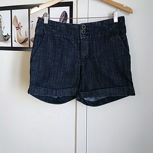 High waist short.