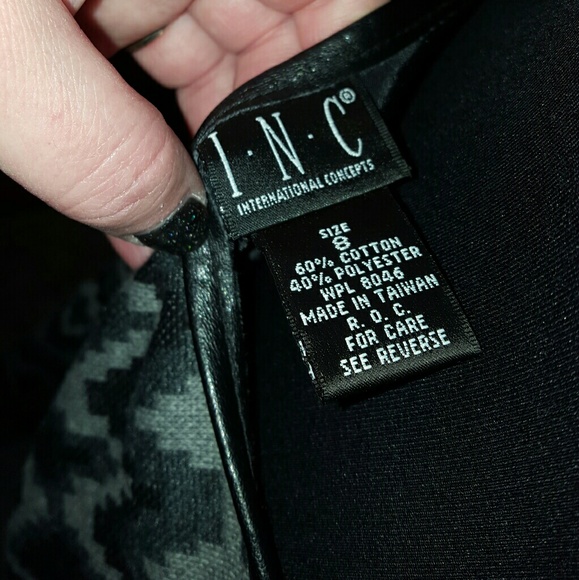 Skirt - Picture 3 of 3