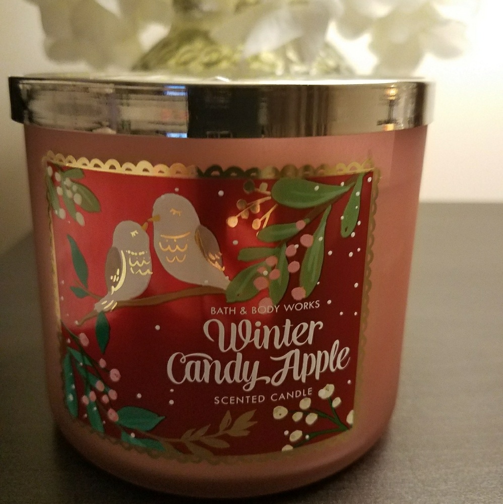 Winter Candy Apple candle