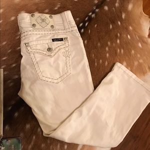 Miss me size 28 white Capri