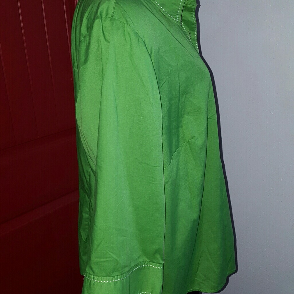 Top - Picture 3 of 4