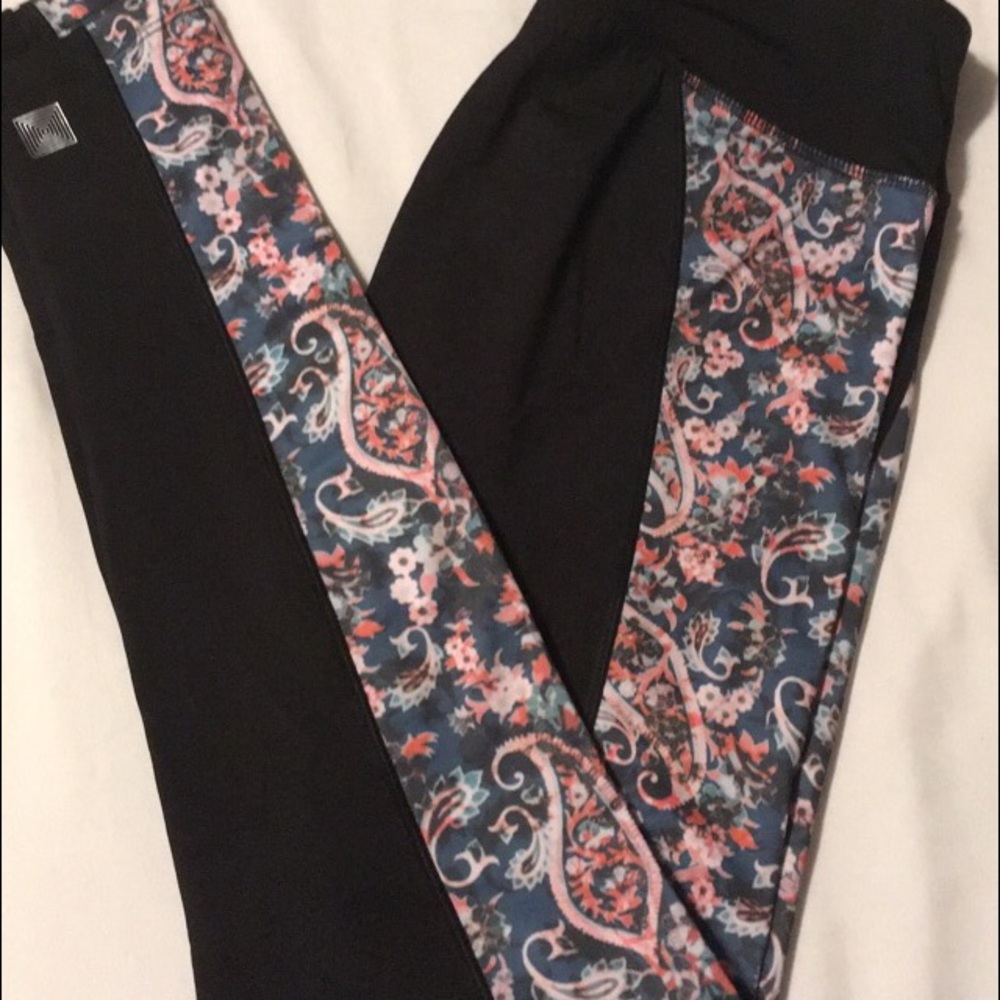 LuLaRoe Jordan Athletic Leggings