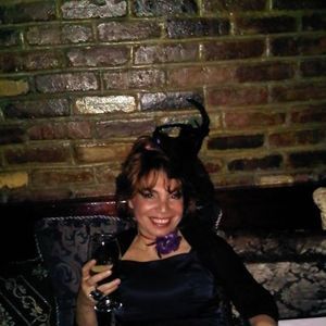 Meet your Posher, Yelena