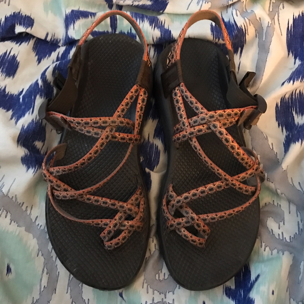 Women's chacos size 10