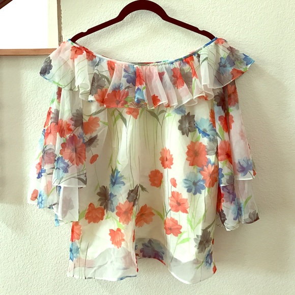 Beautiful 70s off the shoulder Blouse - Picture 4 of 7