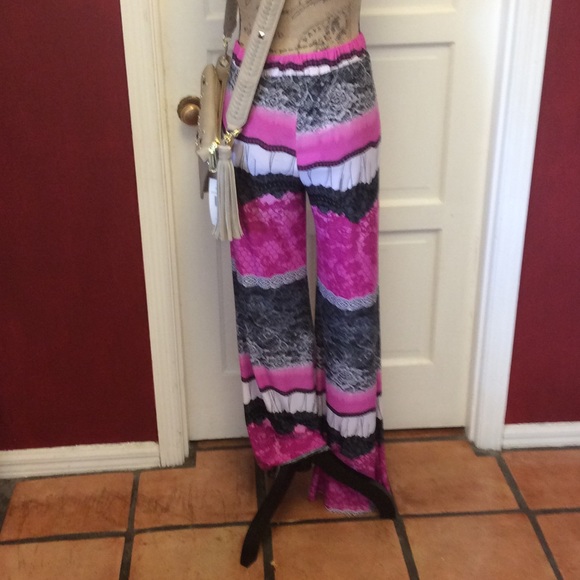 NWT pink black white print palazzo pants - Picture 5 of 6