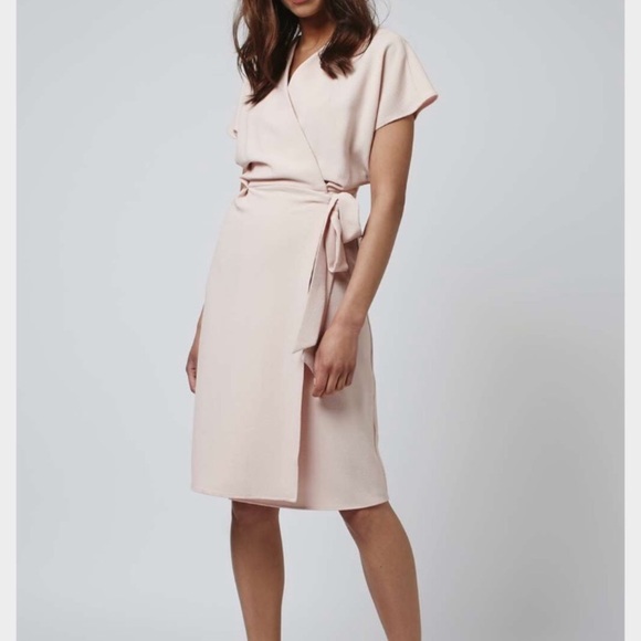 Topshop Dresses & Skirts - Top shop dress size 0 blush host pick💄🎉🎊☺️💄❤️
