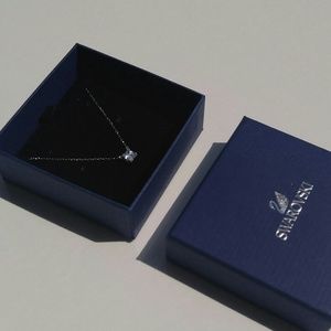 Swarovski necklace with crystal pendant