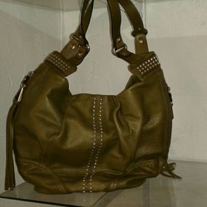 NWOT  b makowsky geen Studded Purse