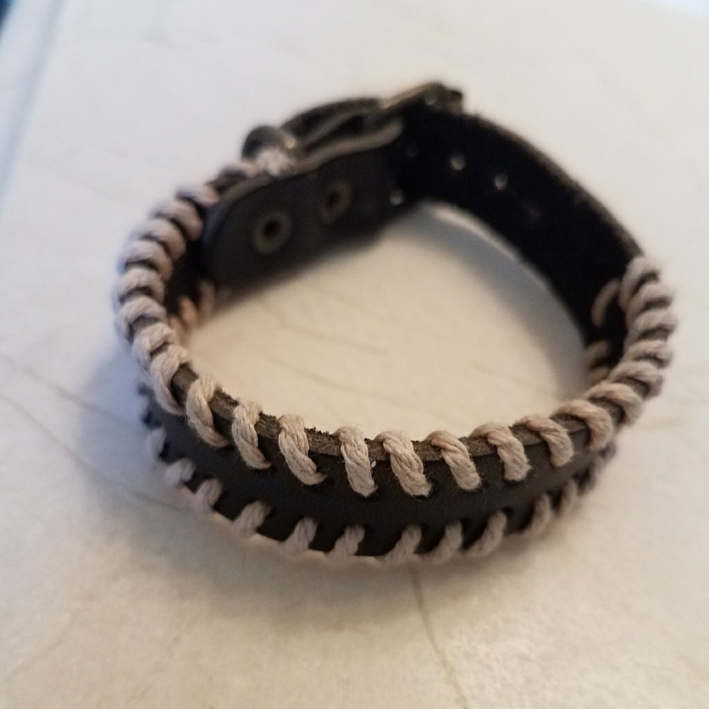 Leather bracelet baseball wrapping