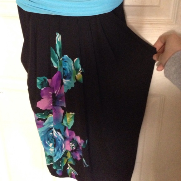 Black and floral dress size L - Picture 2 of 5