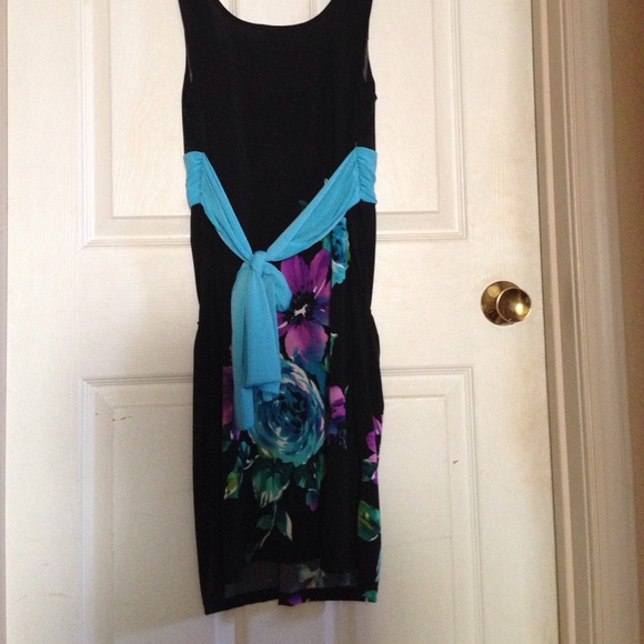 Black and floral dress size L - Picture 5 of 5