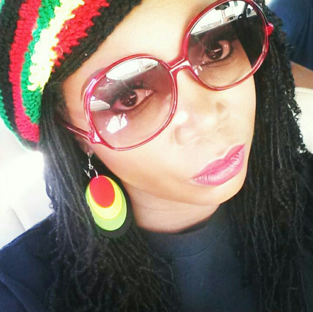 Meet your Posher, Shamra