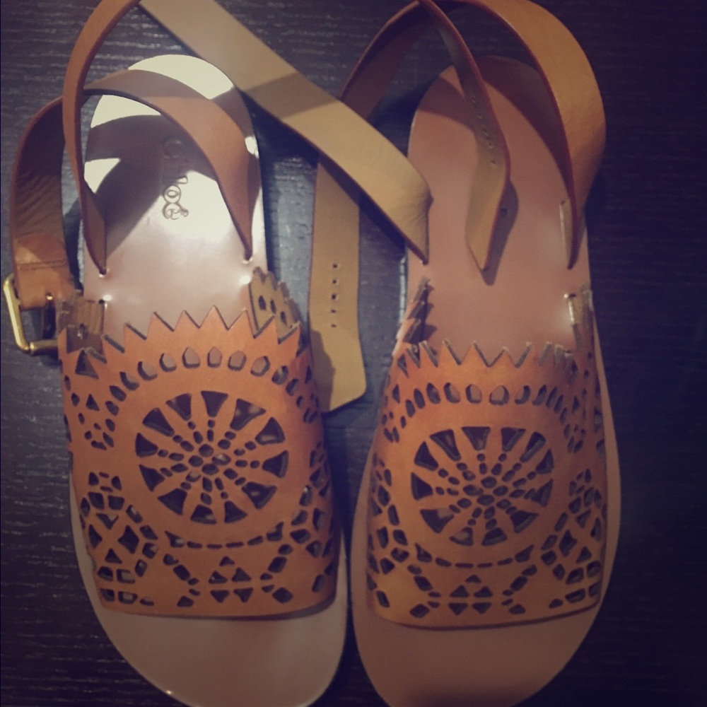 !SOLD!! Chloe sandals