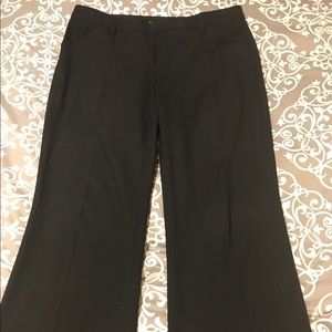 Gap dress pants two different size