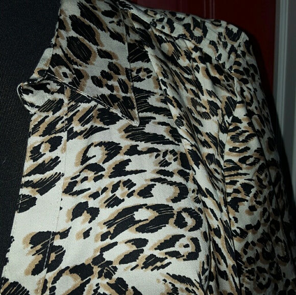 Top - Picture 2 of 5