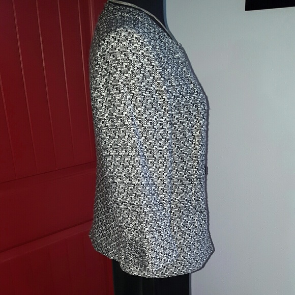 Jacket - Picture 3 of 4