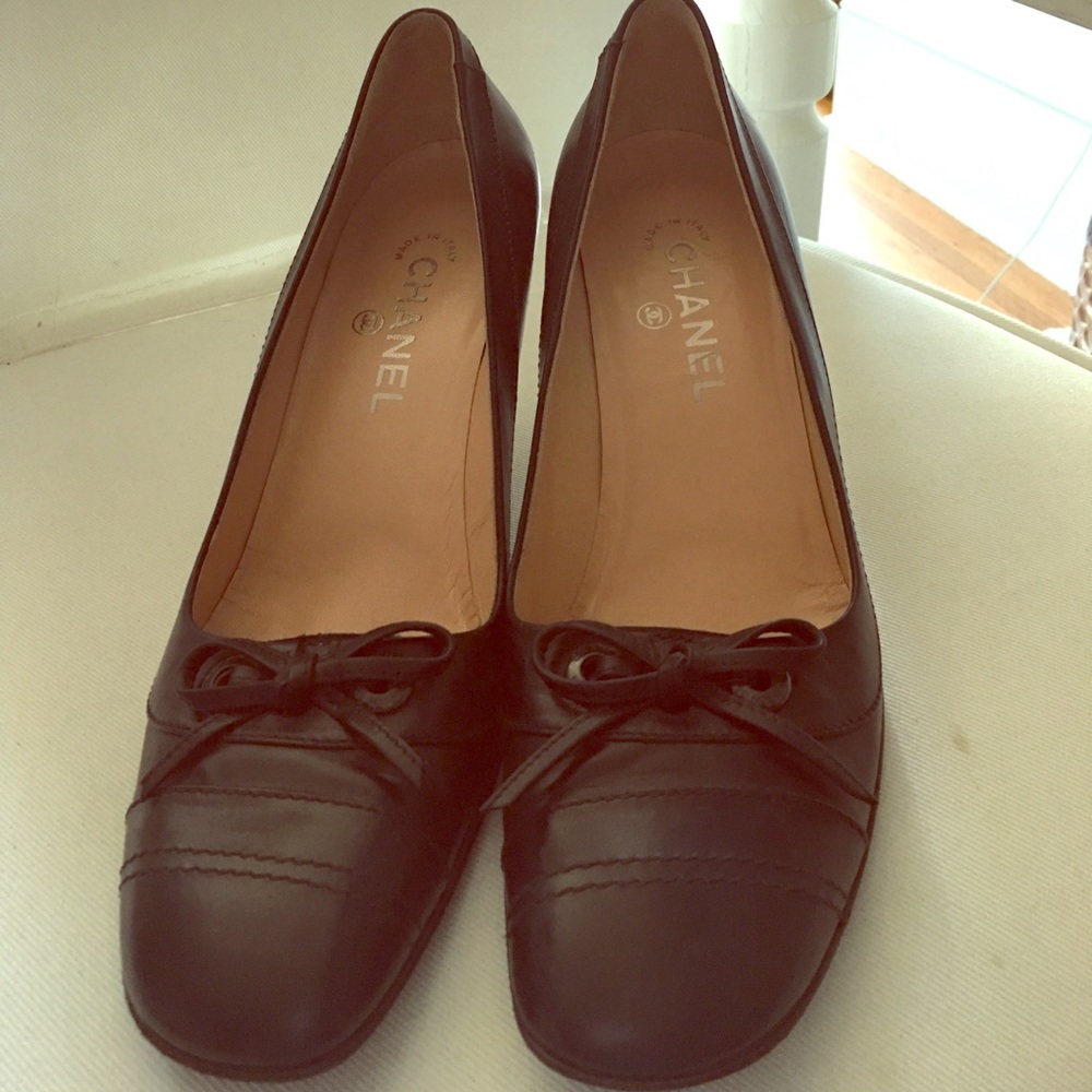 Chanel pumps