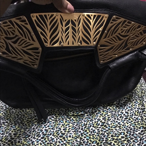 Foley + Corina - Picture 2 of 7