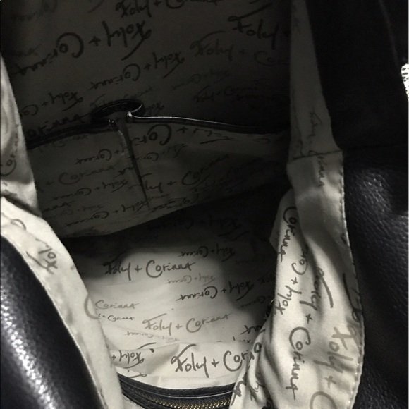 Foley + Corina - Picture 5 of 7