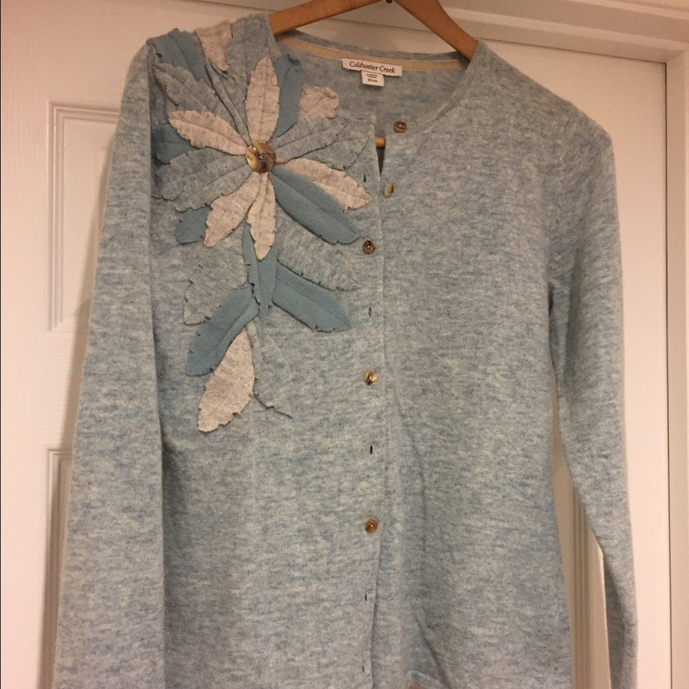 NWOT Coldwater Creek sweater with flower