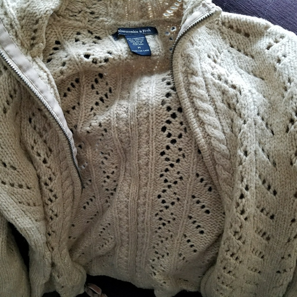 Lambs wool sweater