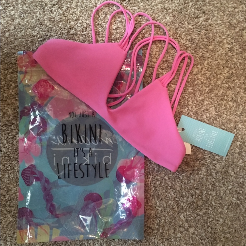 SOLD 🐳Moana pink lulu