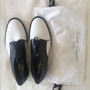 Robert Clergerie Lace-up Flat Oxford Shoes