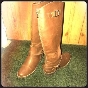 Talk brown boots