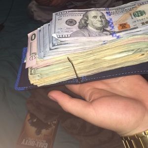 Meet your Posher, Sam