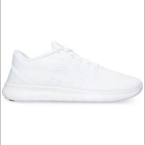 [nike] • [free run running sneakers]