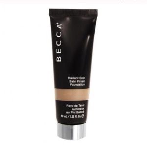{BECCA} Radiant Skin Foundation in Olive