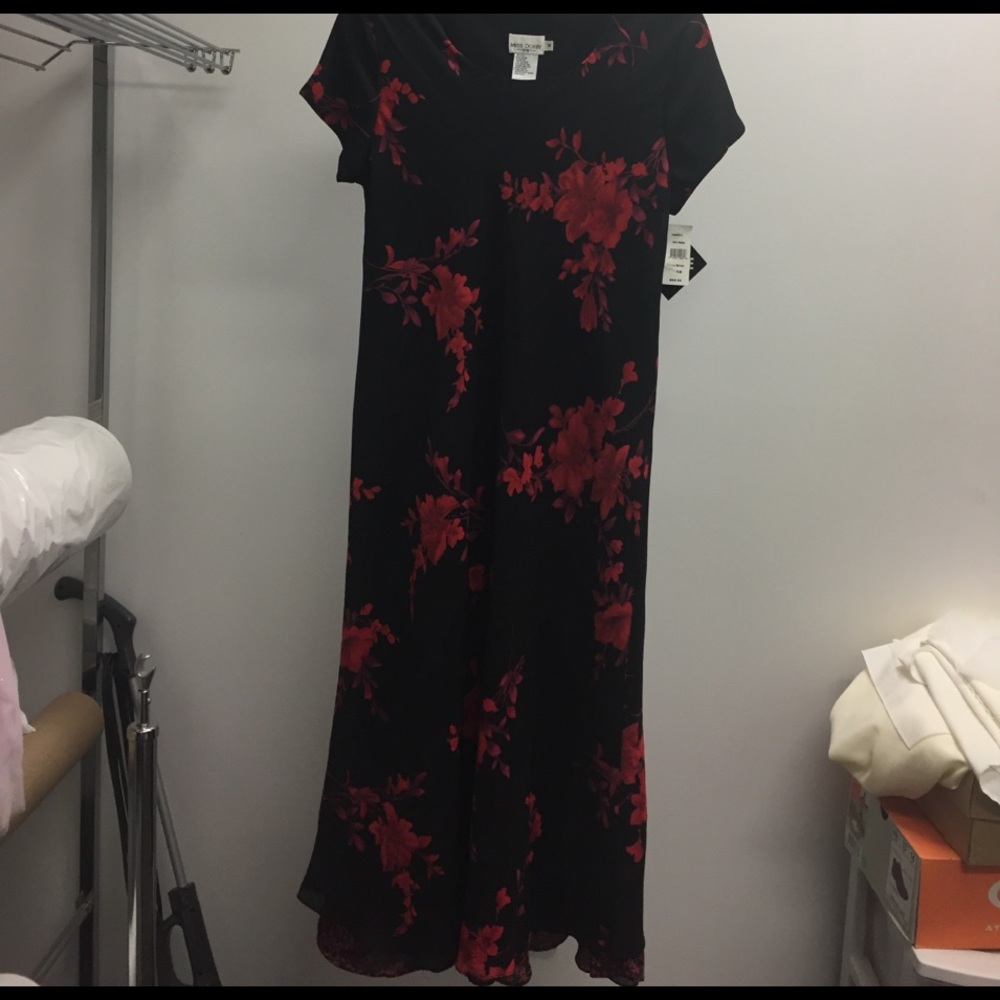 Miss Dorby black with red print dress