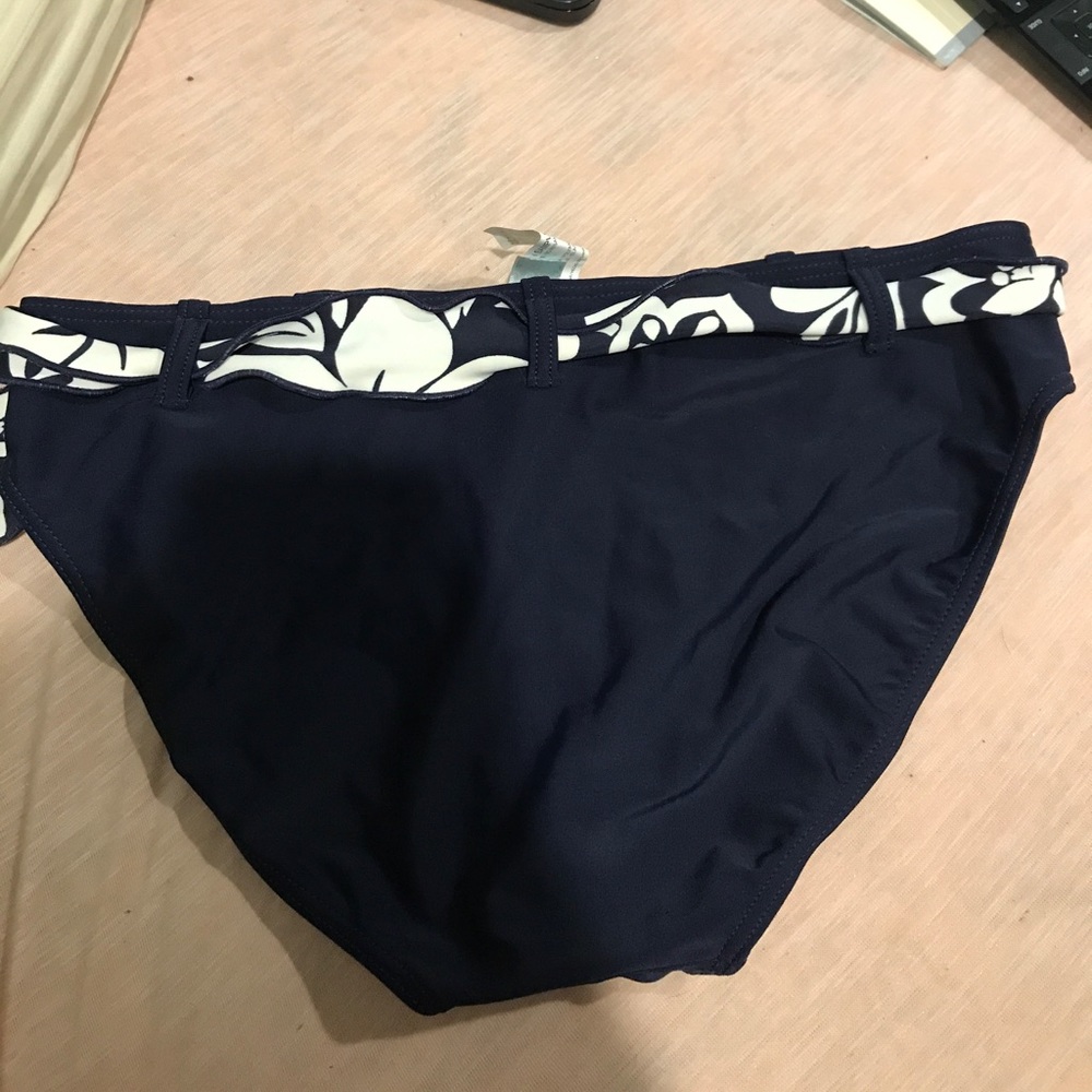 Bikini bottom - Picture 2 of 2