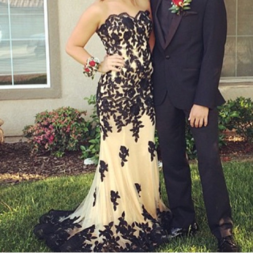 Prom dress, work once