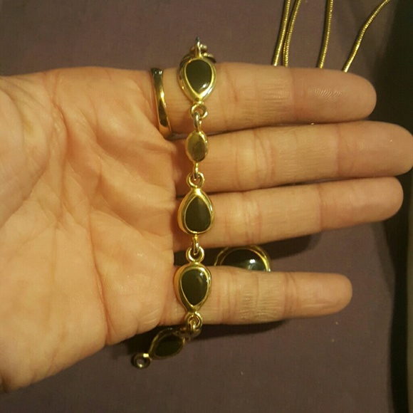 Gold Metal Set - Picture 2 of 6