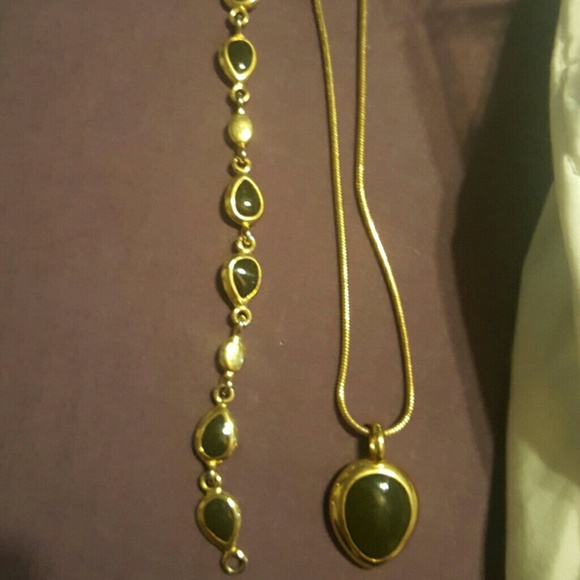 Gold Metal Set - Picture 4 of 6