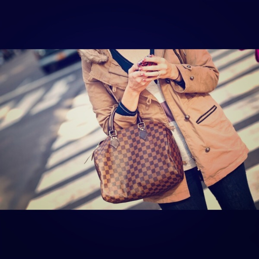 Authentic Louis Vuitton speedy 25 SOLD