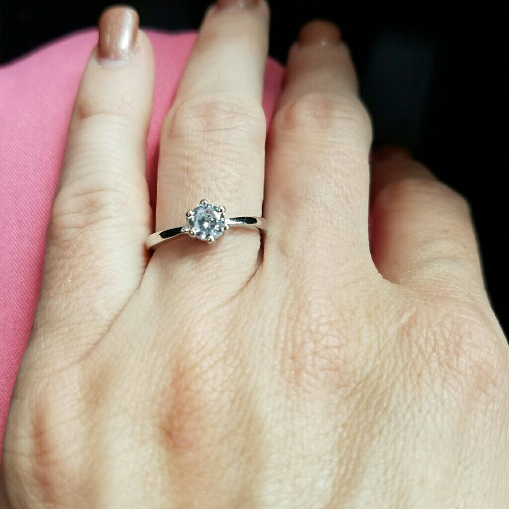 Ladies ring