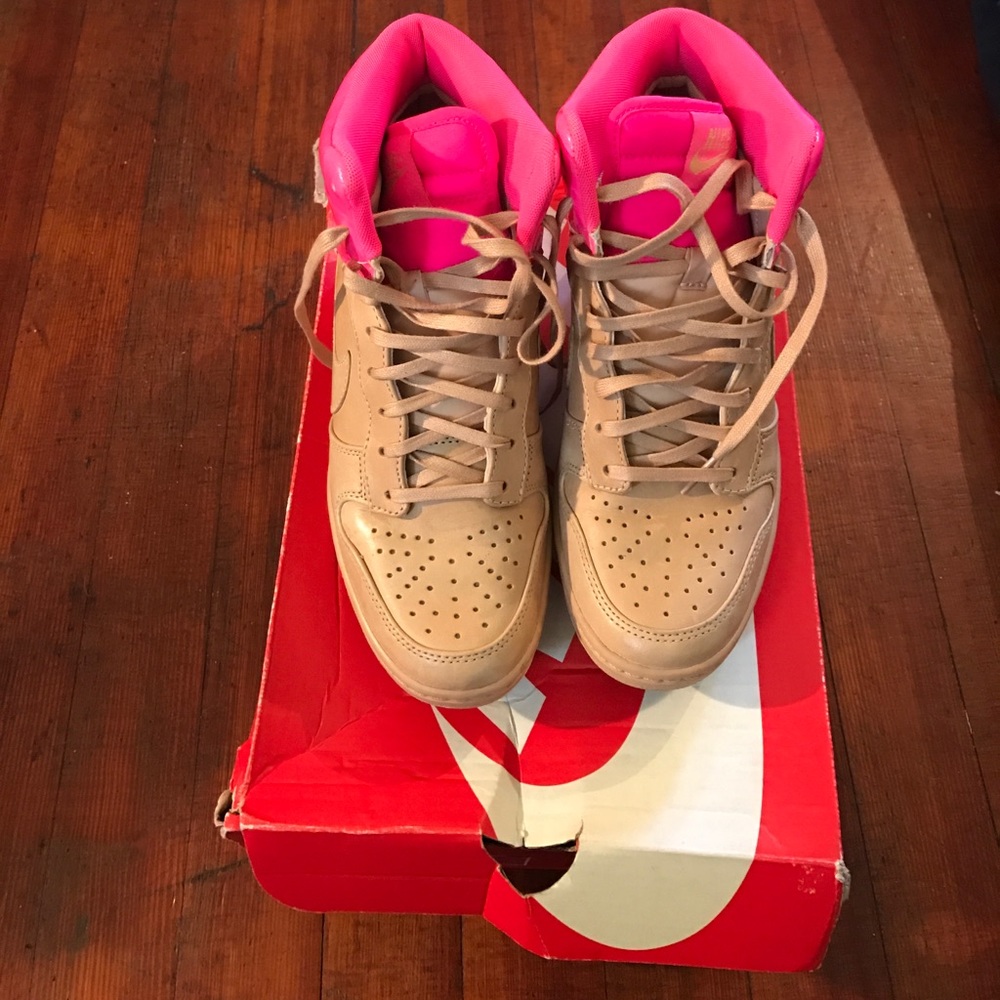 Women's Nike Dunks