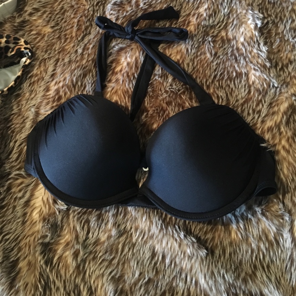 Black bikini top