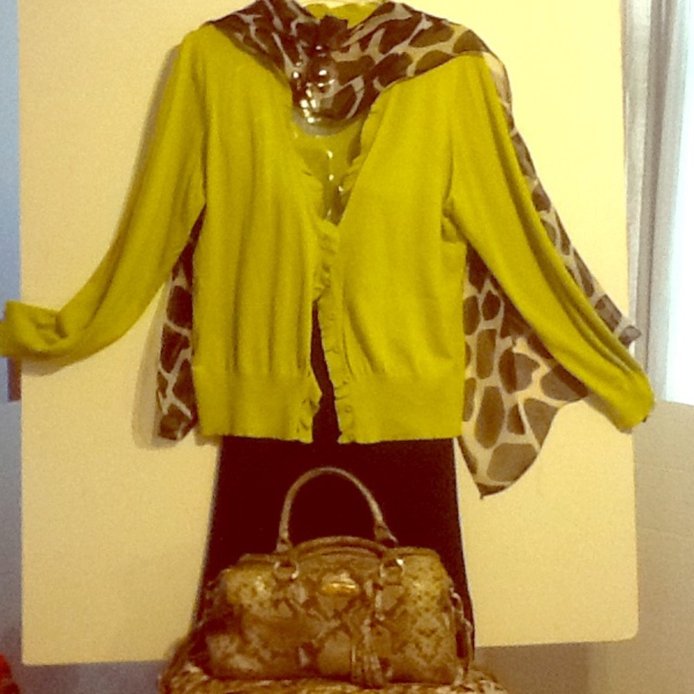 PLUS SIZE CHARMING CHARTRUESE RUFFLE FRONT CARDI!