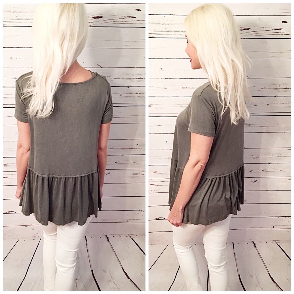 LAST 1! 💕Charcoal criss cross ruffle jersey tunic - Picture 3 of 3