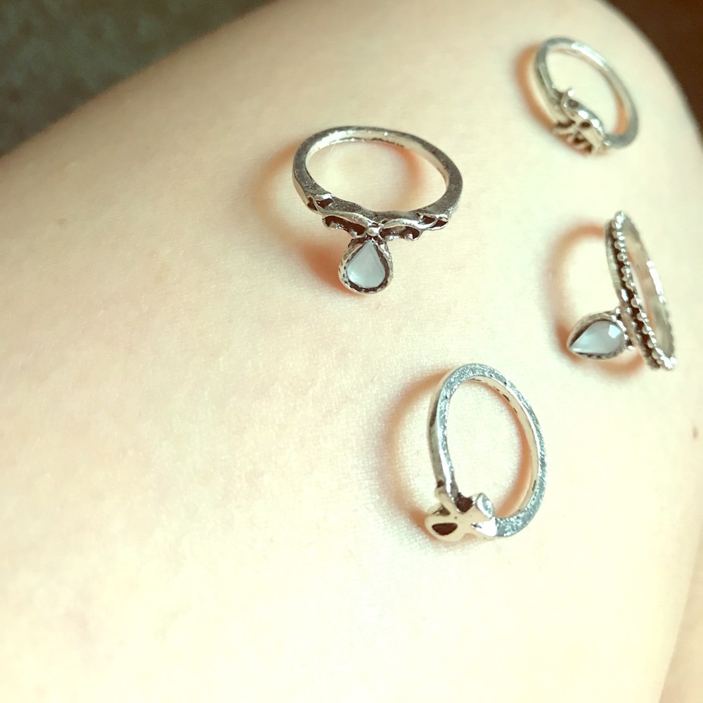 4 rings for 10$ or 2$ a piece